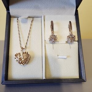 585RG Stamped Rolled Gold Necklace & Earrings Set